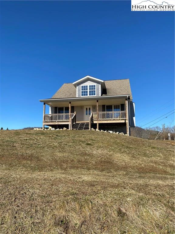 Image number 1 for the current listing