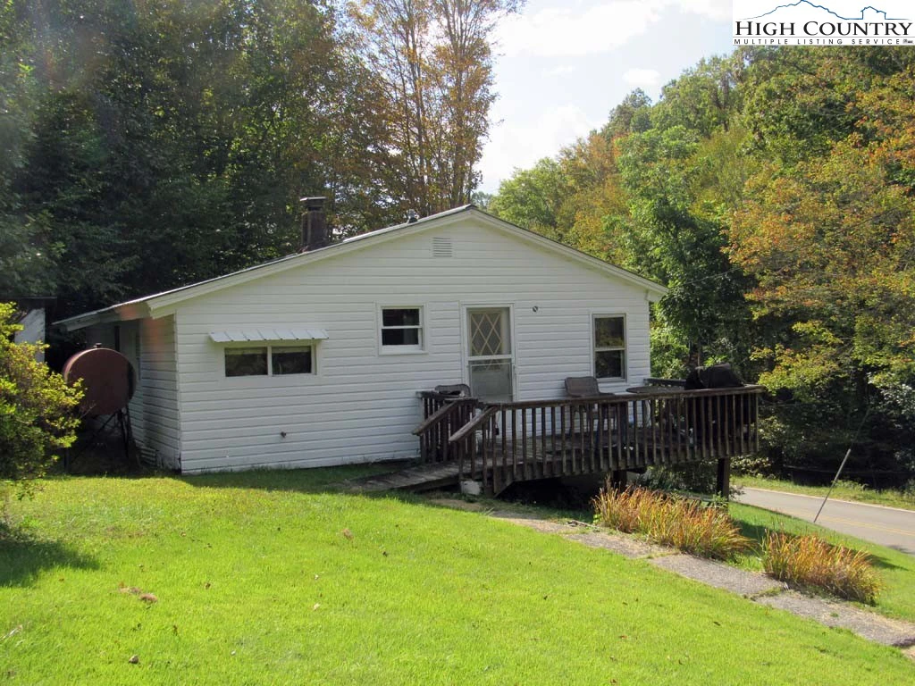 Image number 22 for the current listing