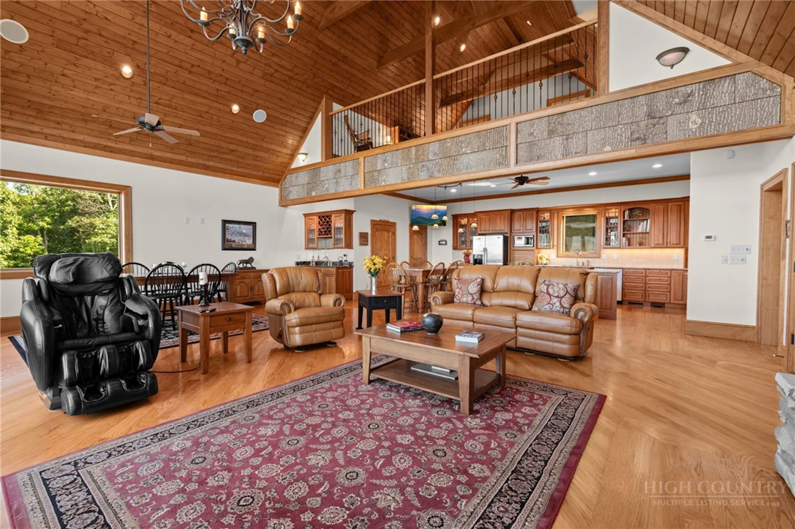 Image number 13 for the current listing