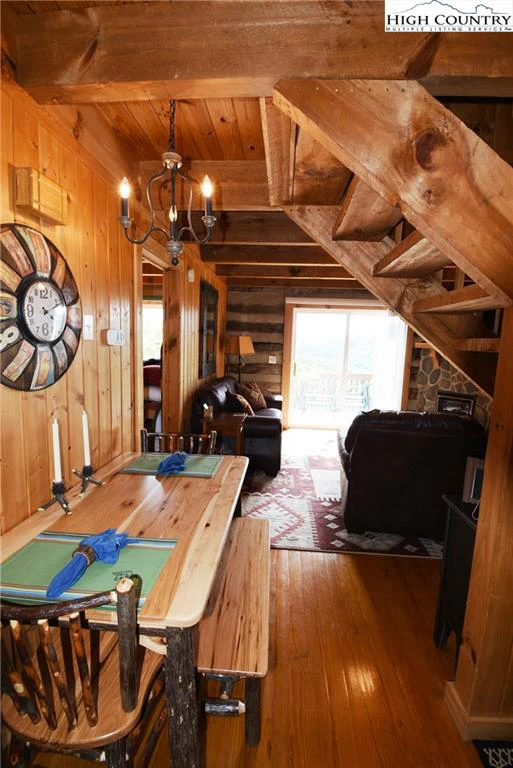Image number 2 for the current listing