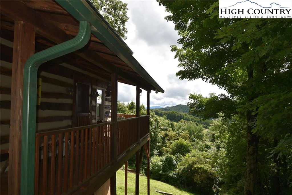 Image number 20 for the current listing