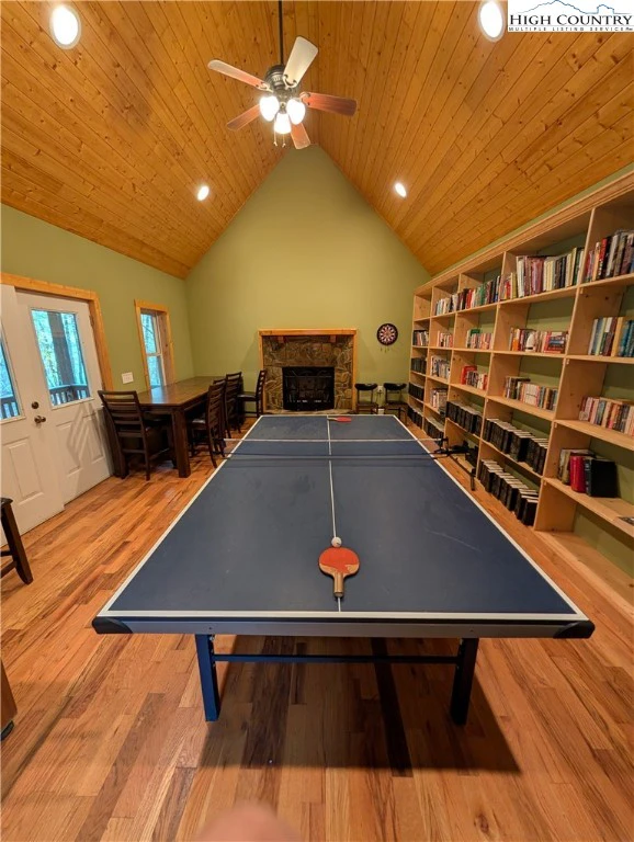 Image number 10 for the current listing
