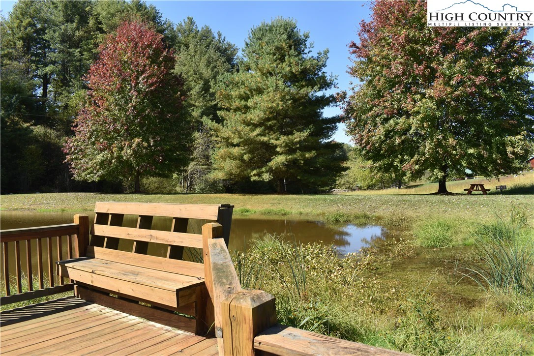 Image number 8 for the current listing