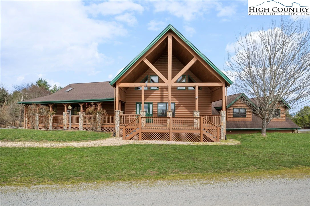 Image number 1 for the current listing