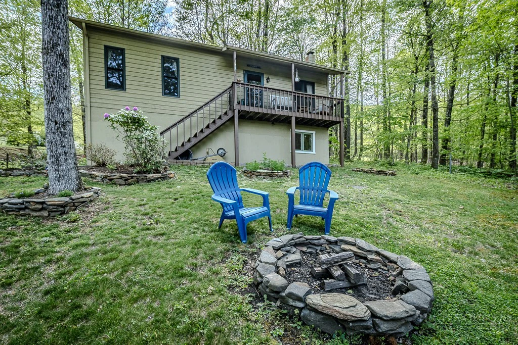 Image number 1 for the current listing