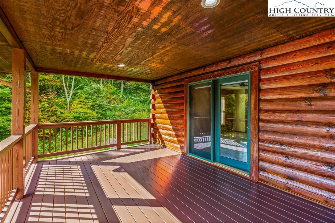 Image number 5 for the current listing