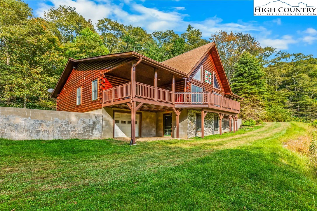 Image number 17 for the current listing