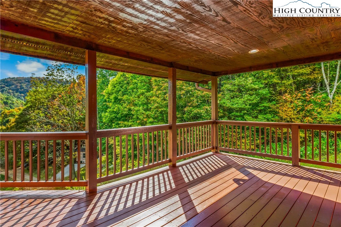 Image number 7 for the current listing