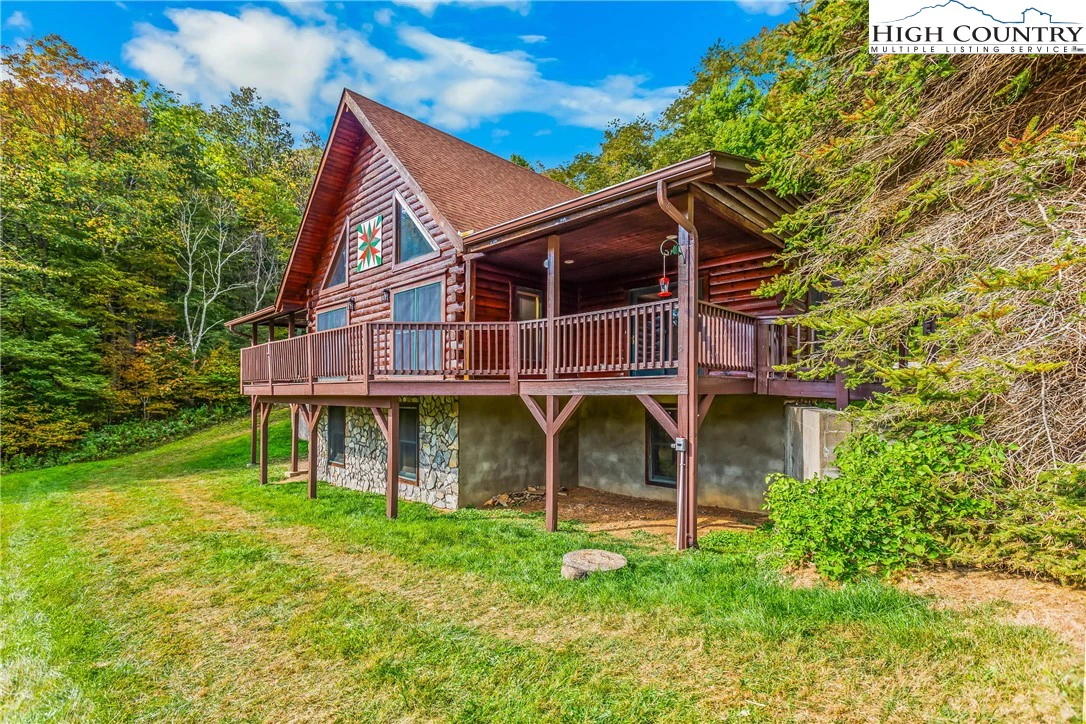 Image number 1 for the current listing