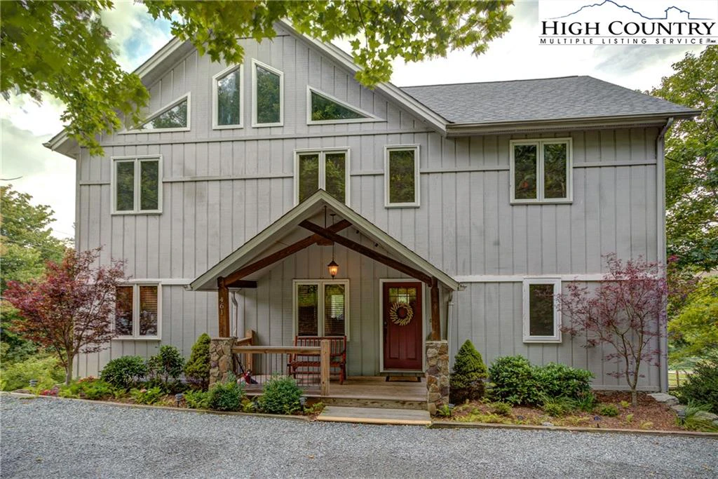 Image number 1 for the current listing