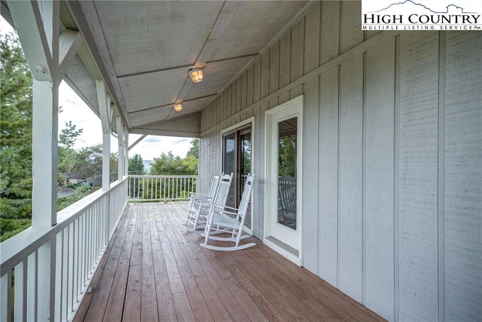 Image number 6 for the current listing