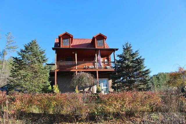 Image number 15 for the current listing