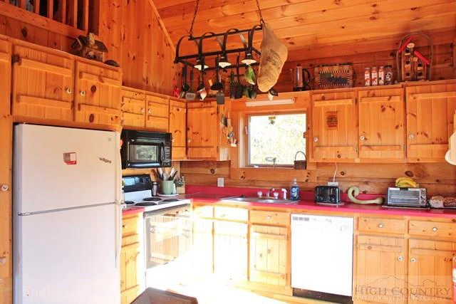 Image number 8 for the current listing