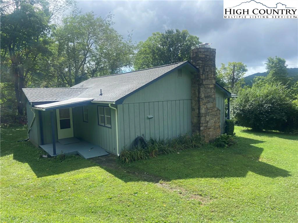 Image number 14 for the current listing