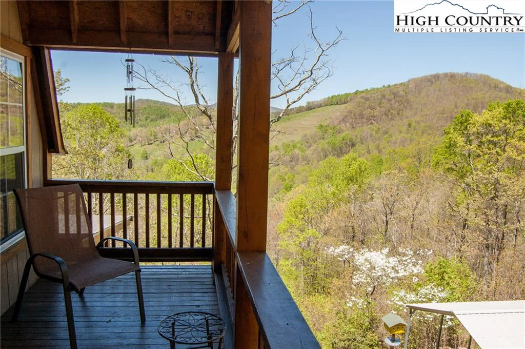 Image number 4 for the current listing