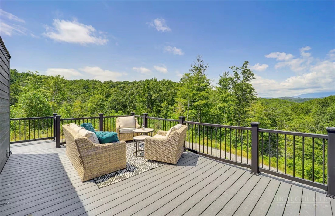 Image number 5 for the current listing