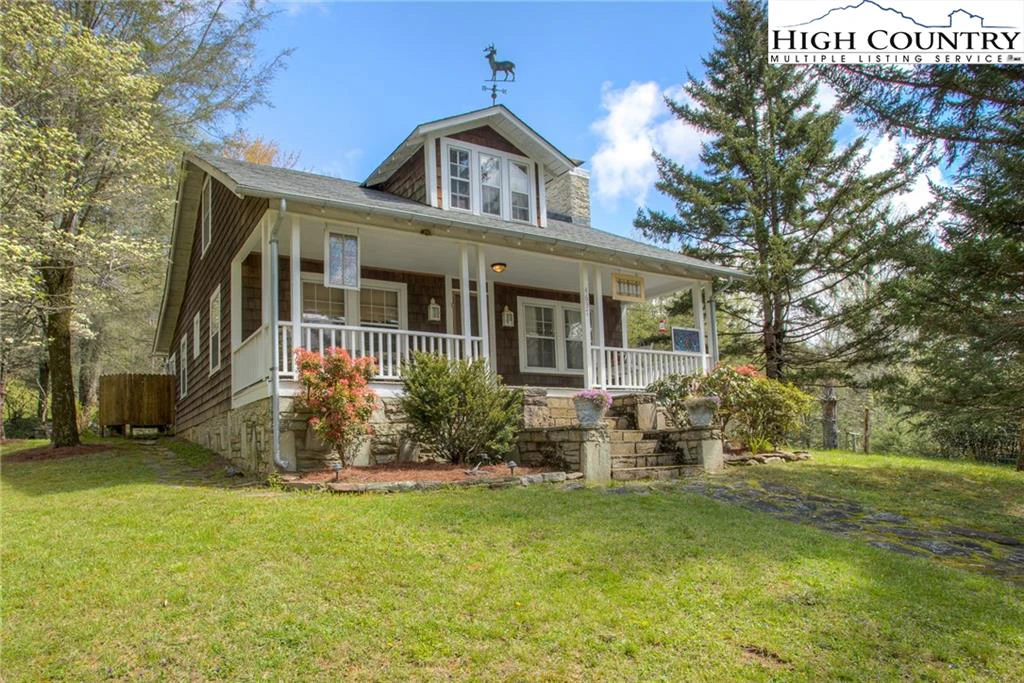 Image number 1 for the current listing