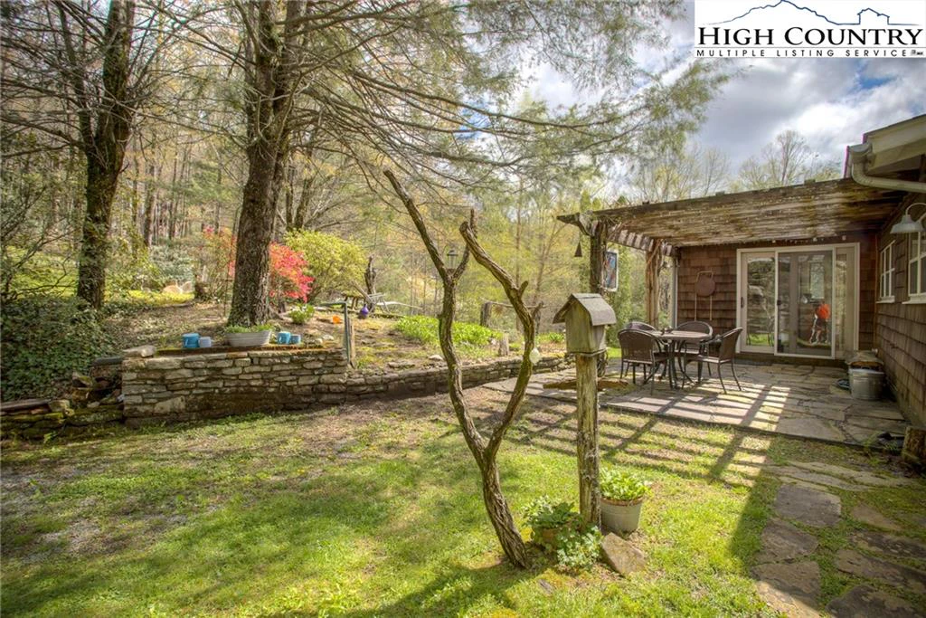 Image number 7 for the current listing