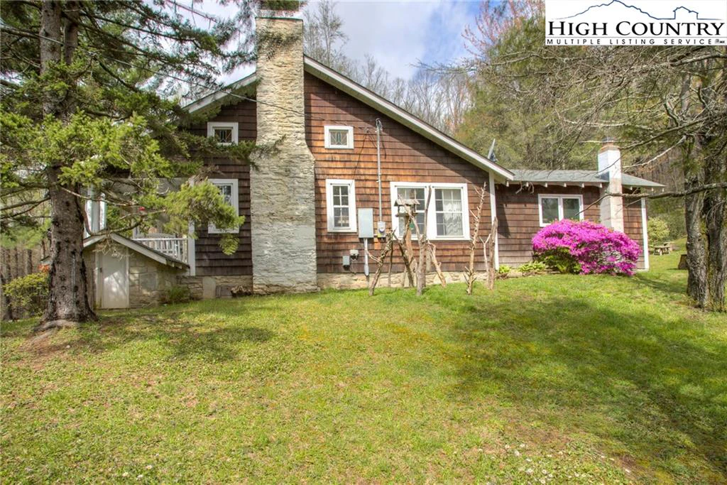 Image number 16 for the current listing