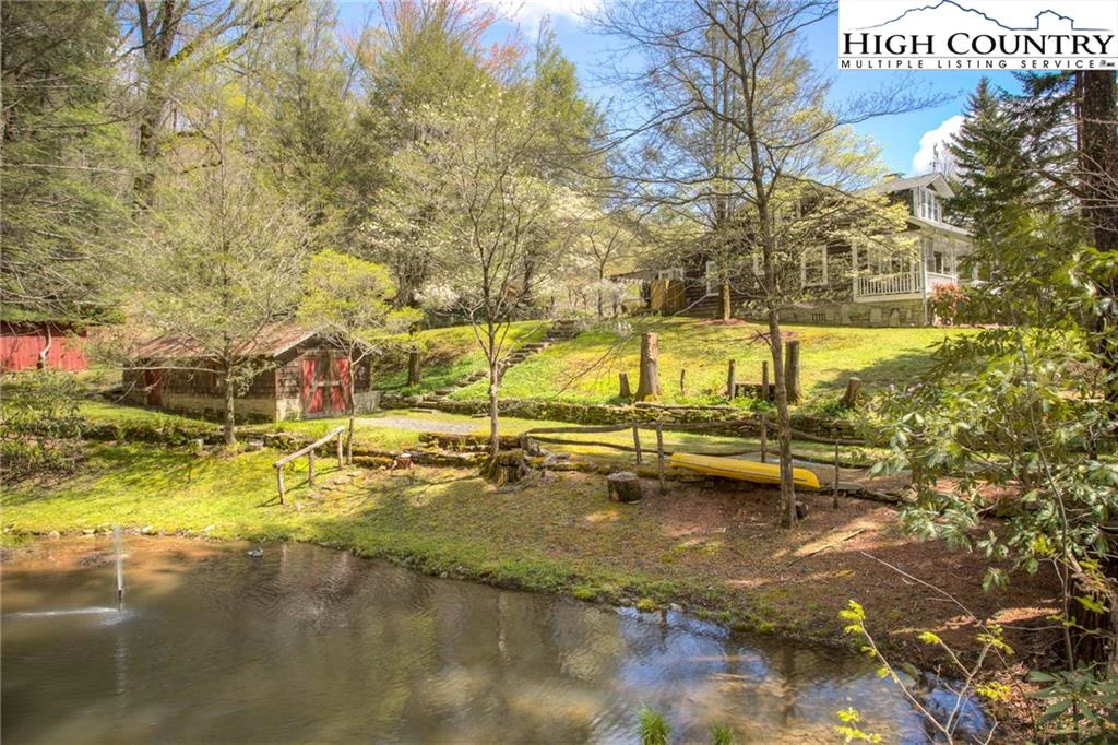 Image number 17 for the current listing