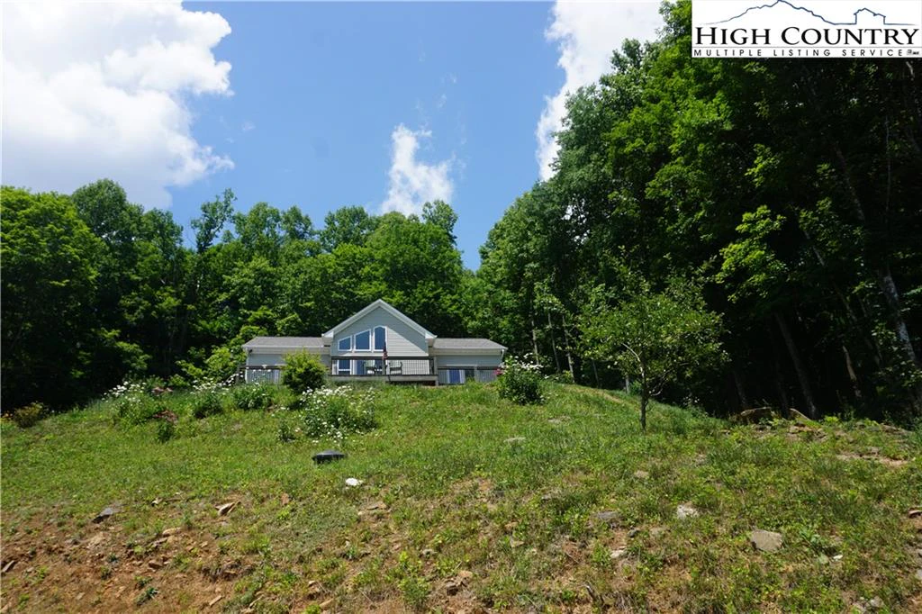 Image number 21 for the current listing