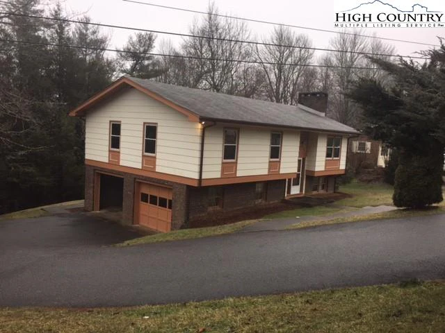 Image number 3 for the current listing