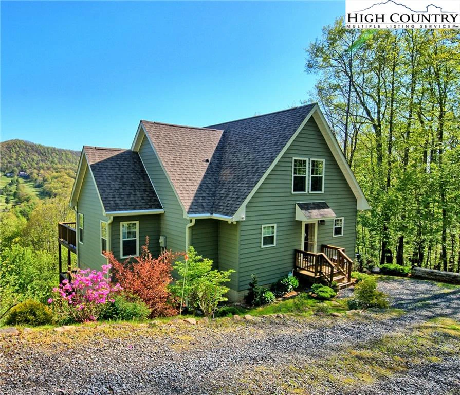 Image number 1 for the current listing