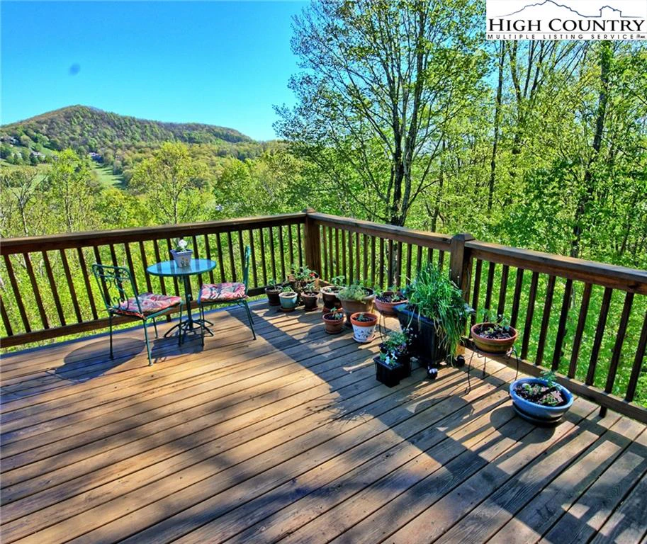 Image number 20 for the current listing
