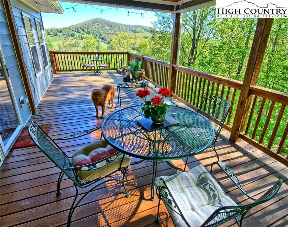 Image number 18 for the current listing