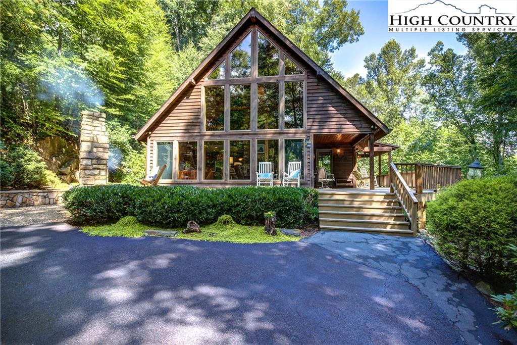 Image number 3 for the current listing