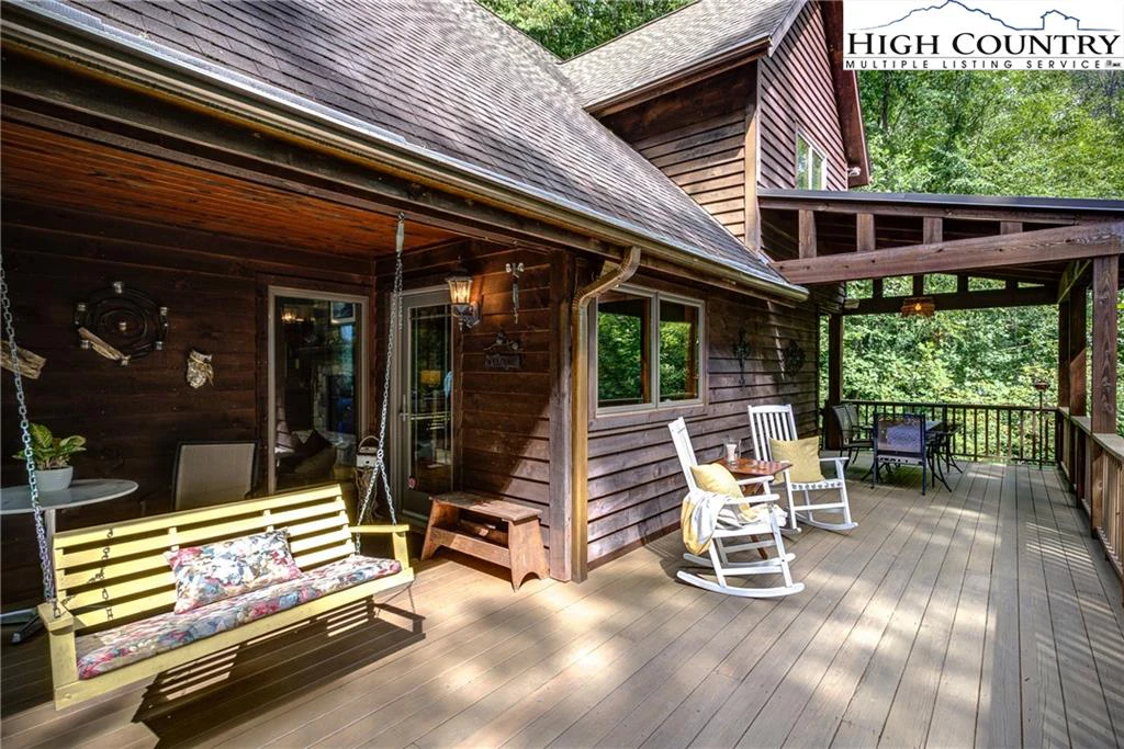Image number 11 for the current listing