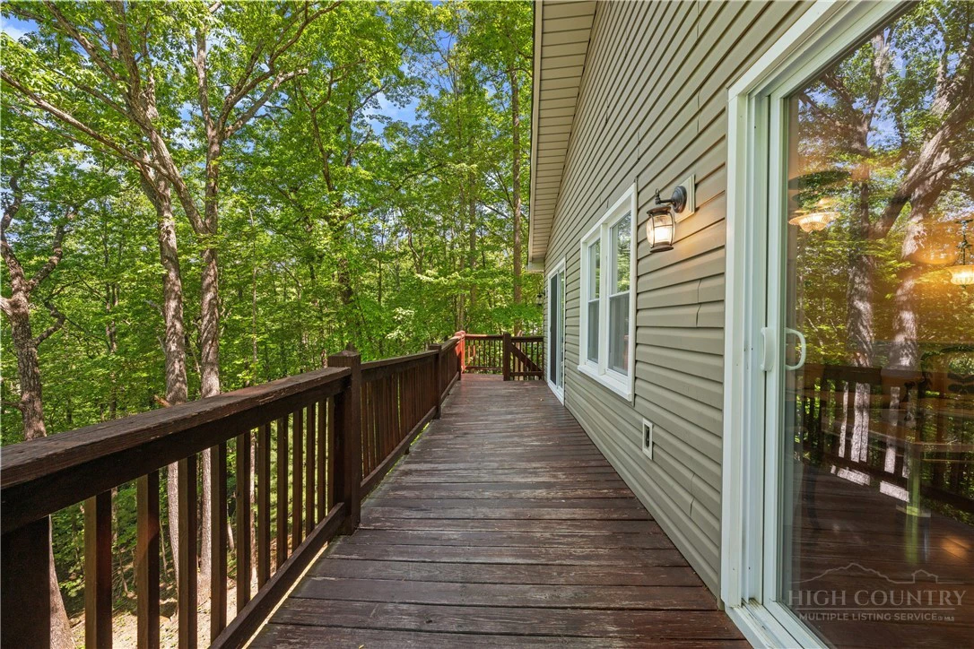 Image number 6 for the current listing