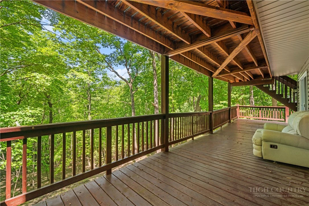 Image number 20 for the current listing
