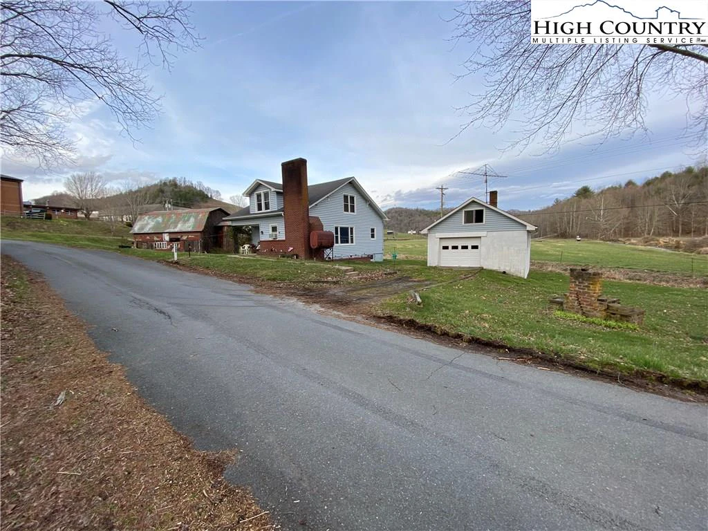 Image number 10 for the current listing