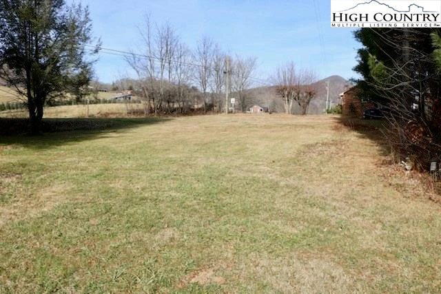 Image number 3 for the current listing