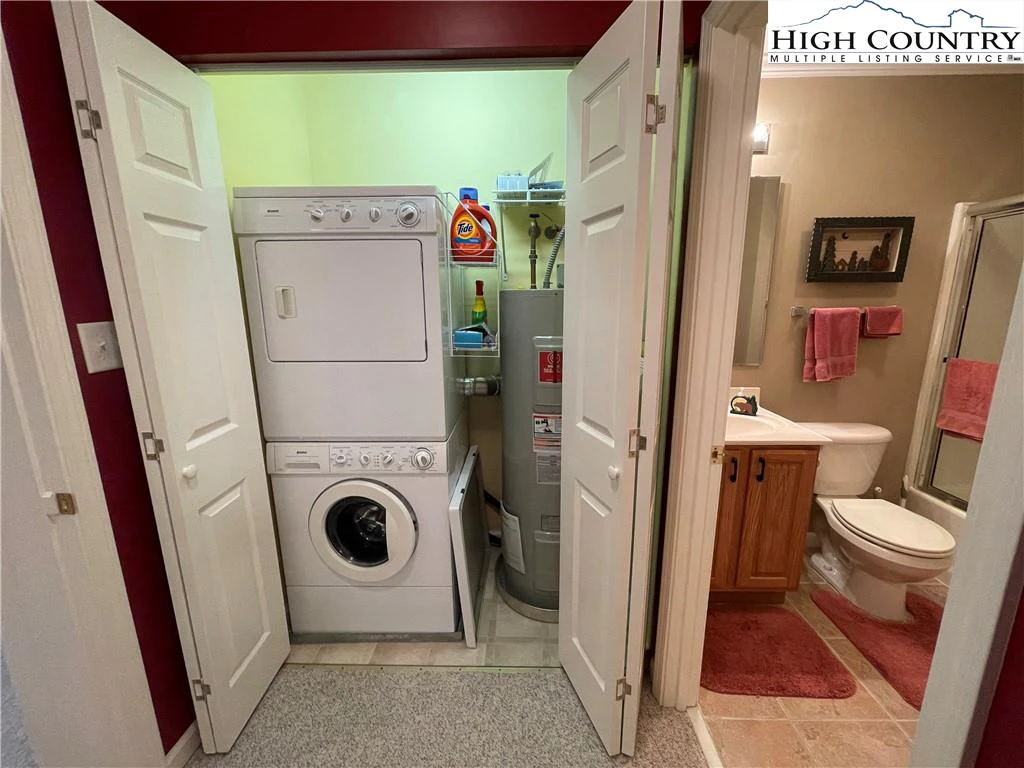 Image number 3 for the current listing