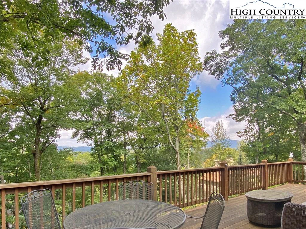 Image number 7 for the current listing