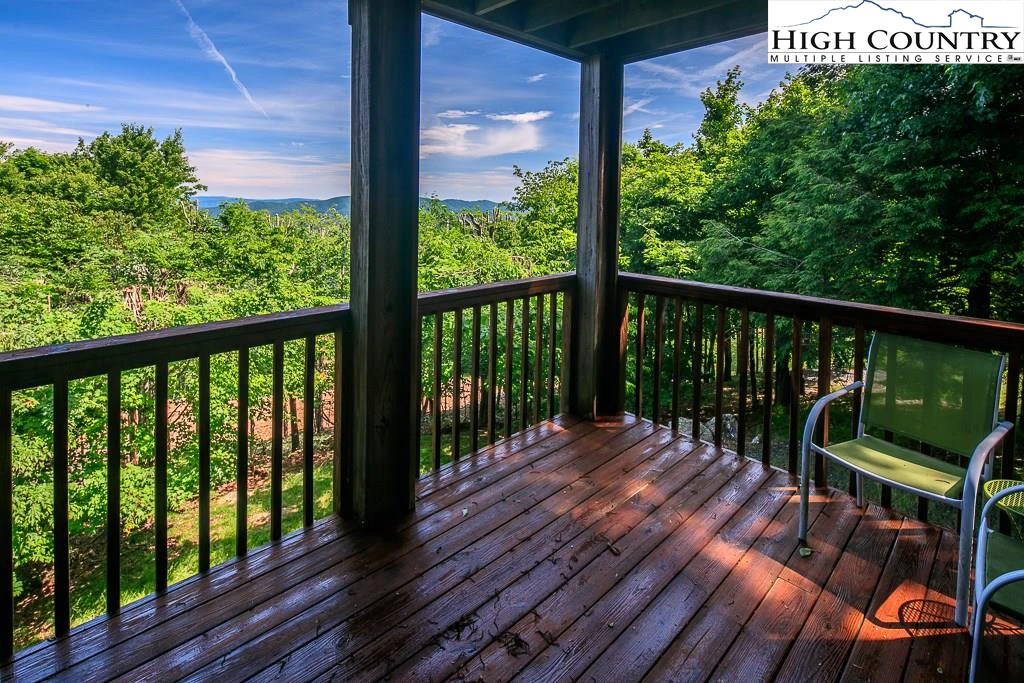 Image number 5 for the current listing