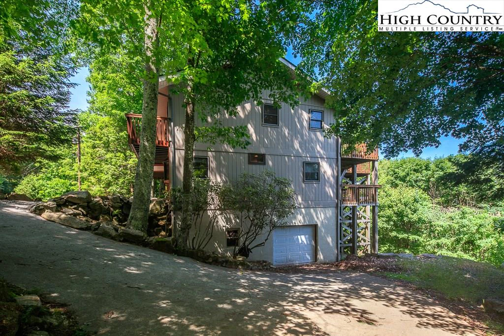 Image number 10 for the current listing