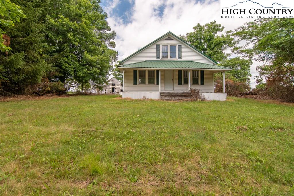 Image number 17 for the current listing
