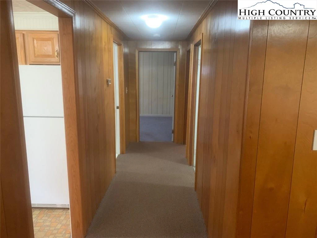 Image number 20 for the current listing
