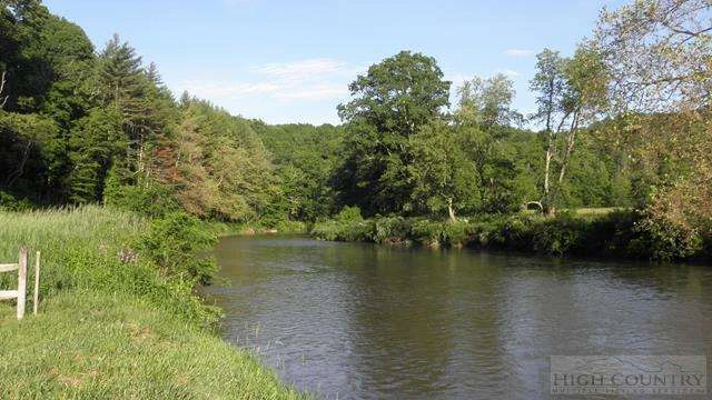 Image number 11 for the current listing
