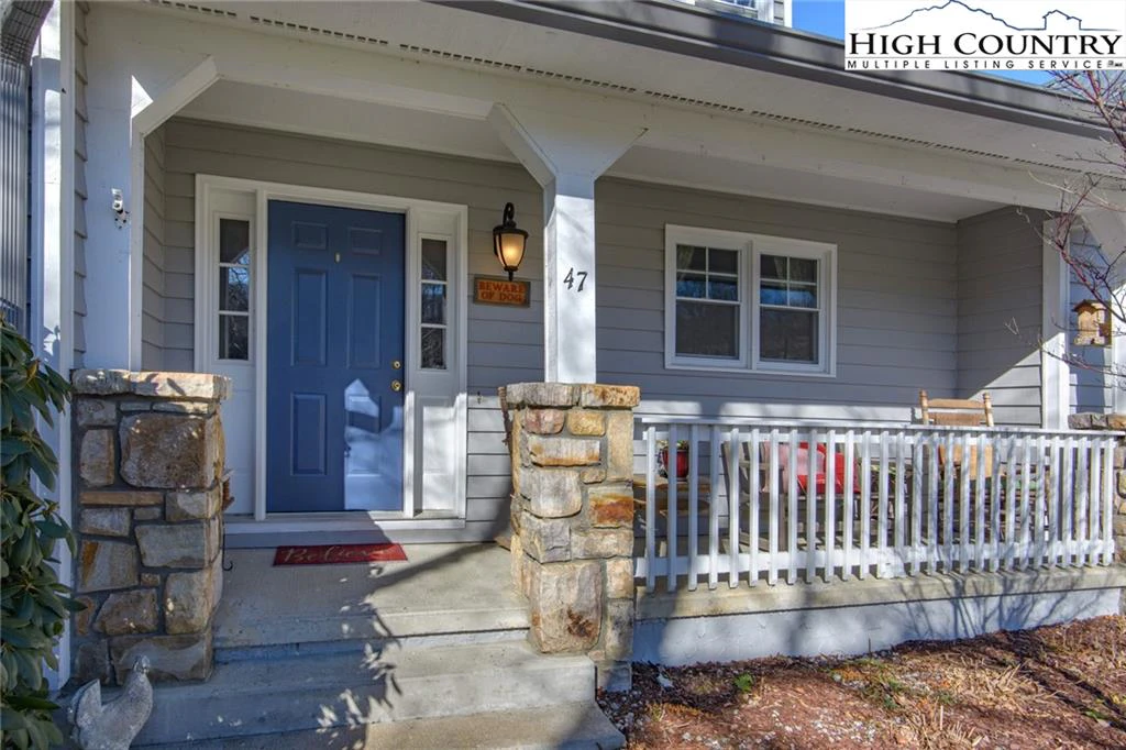 Image number 3 for the current listing