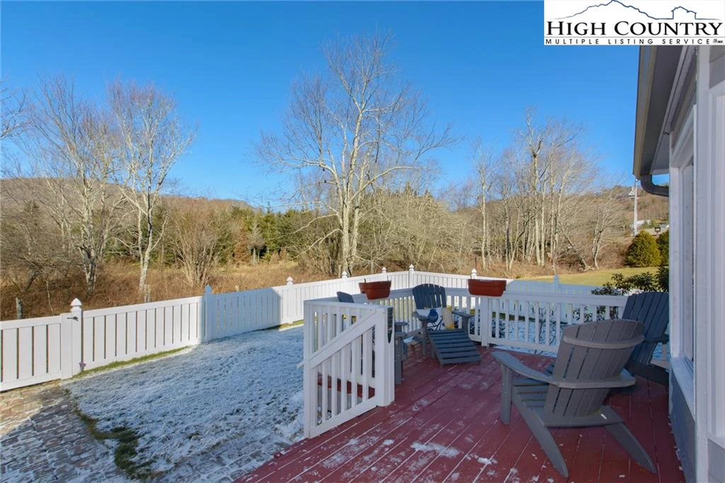 Image number 13 for the current listing