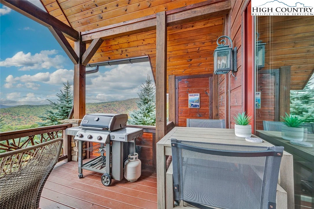 Image number 11 for the current listing