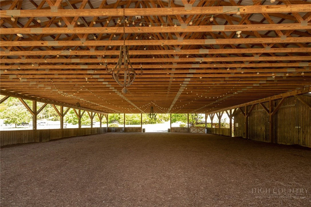 Image number 7 for the current listing