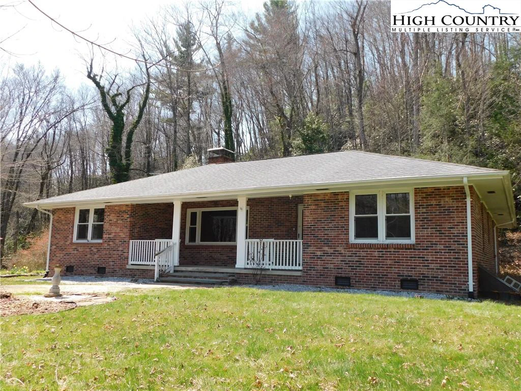 Image number 1 for the current listing