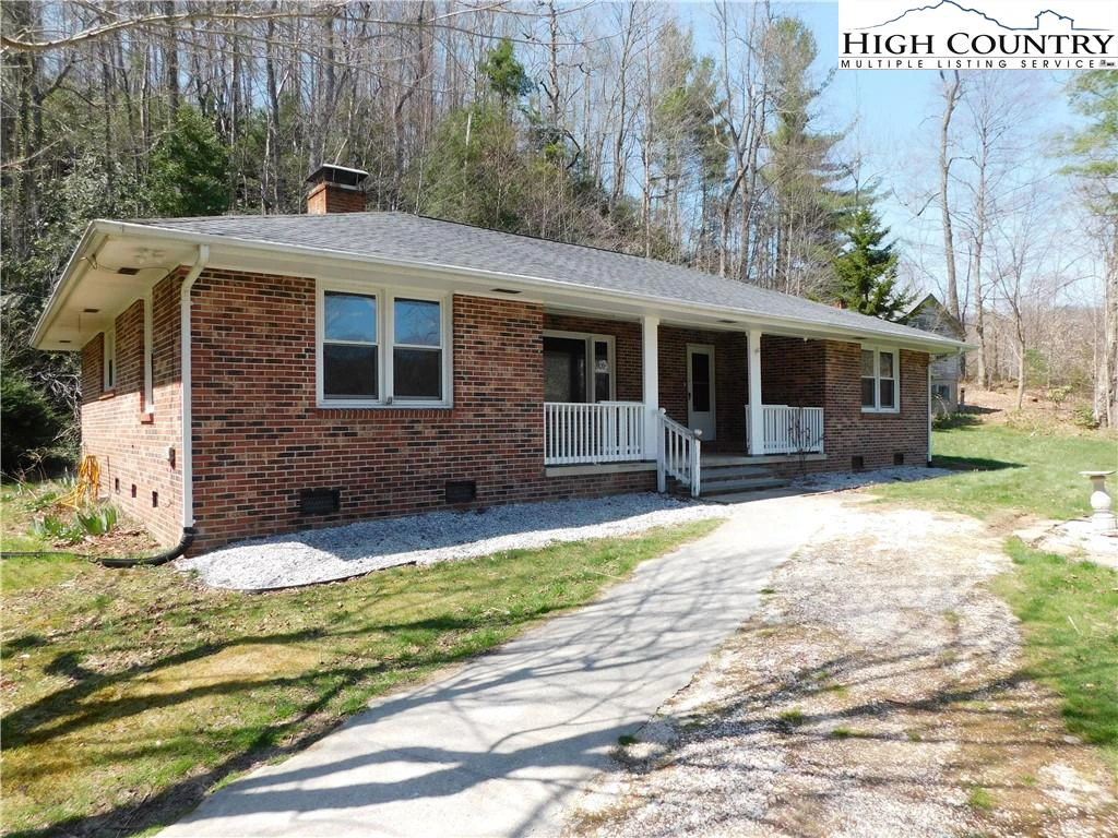 Image number 4 for the current listing