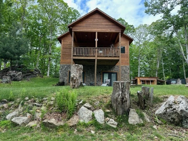 Image number 2 for the current listing