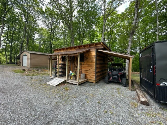Image number 5 for the current listing